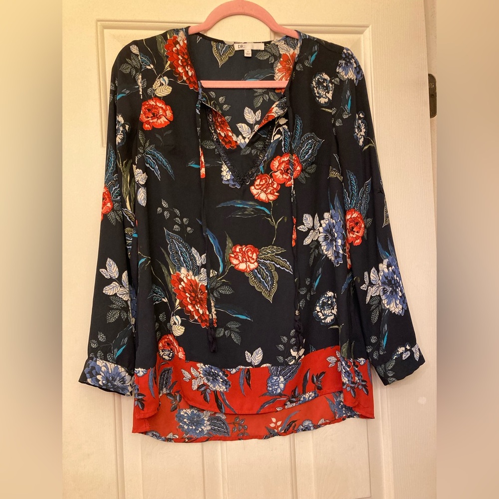 DR2, small, cute flowy, floral, soft top